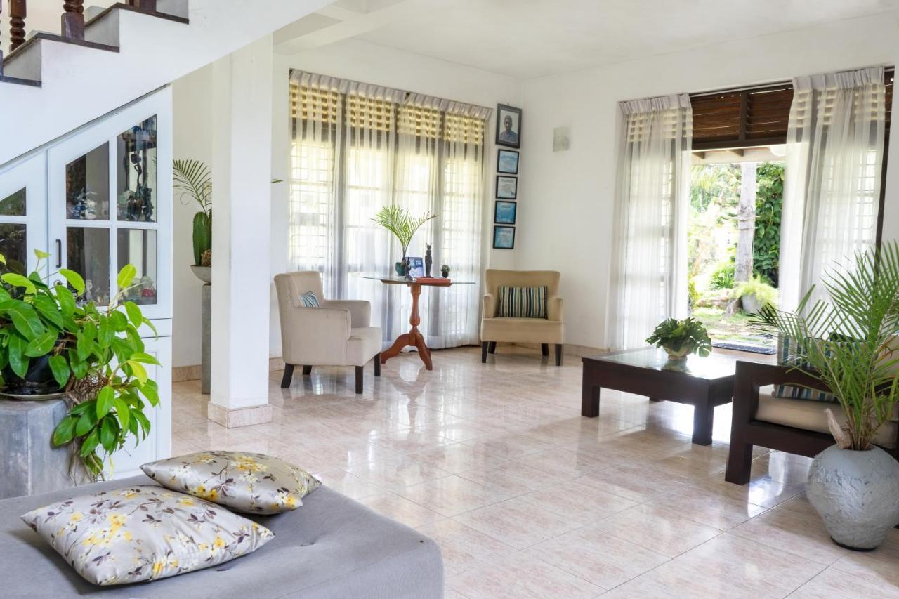 Villa Sarakkuwa Pamunugama Экстерьер фото