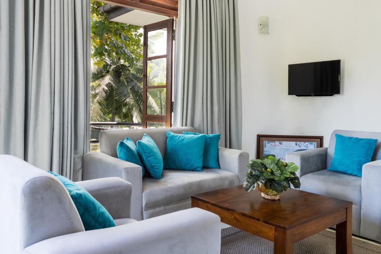 Villa Sarakkuwa Pamunugama Экстерьер фото