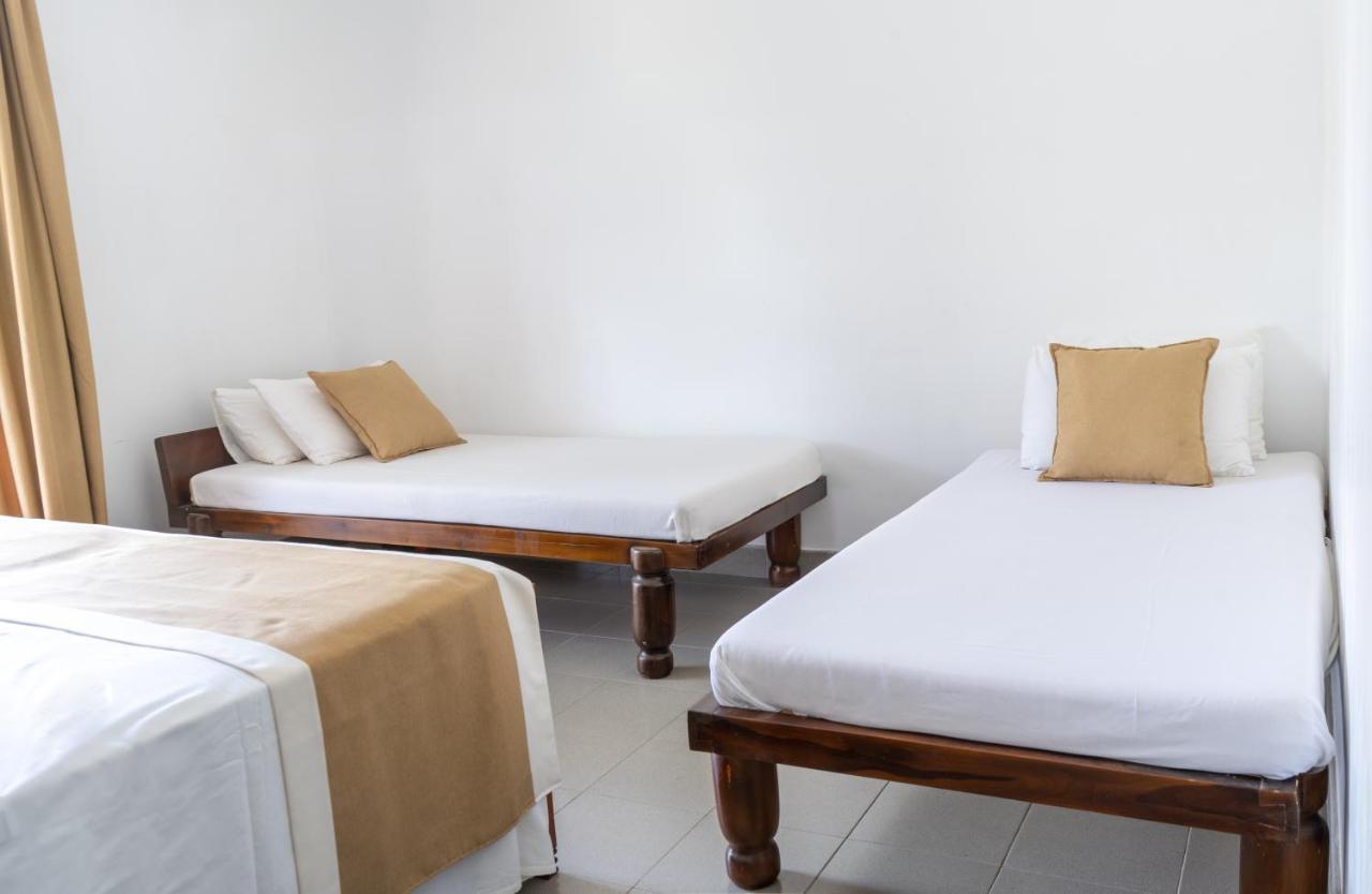 Villa Sarakkuwa Pamunugama Экстерьер фото