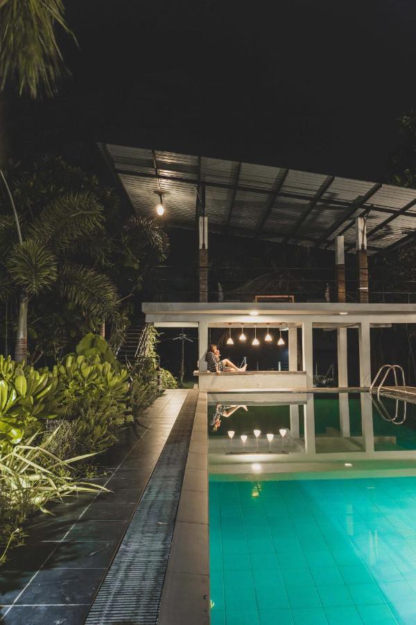 Villa Sarakkuwa Pamunugama Экстерьер фото